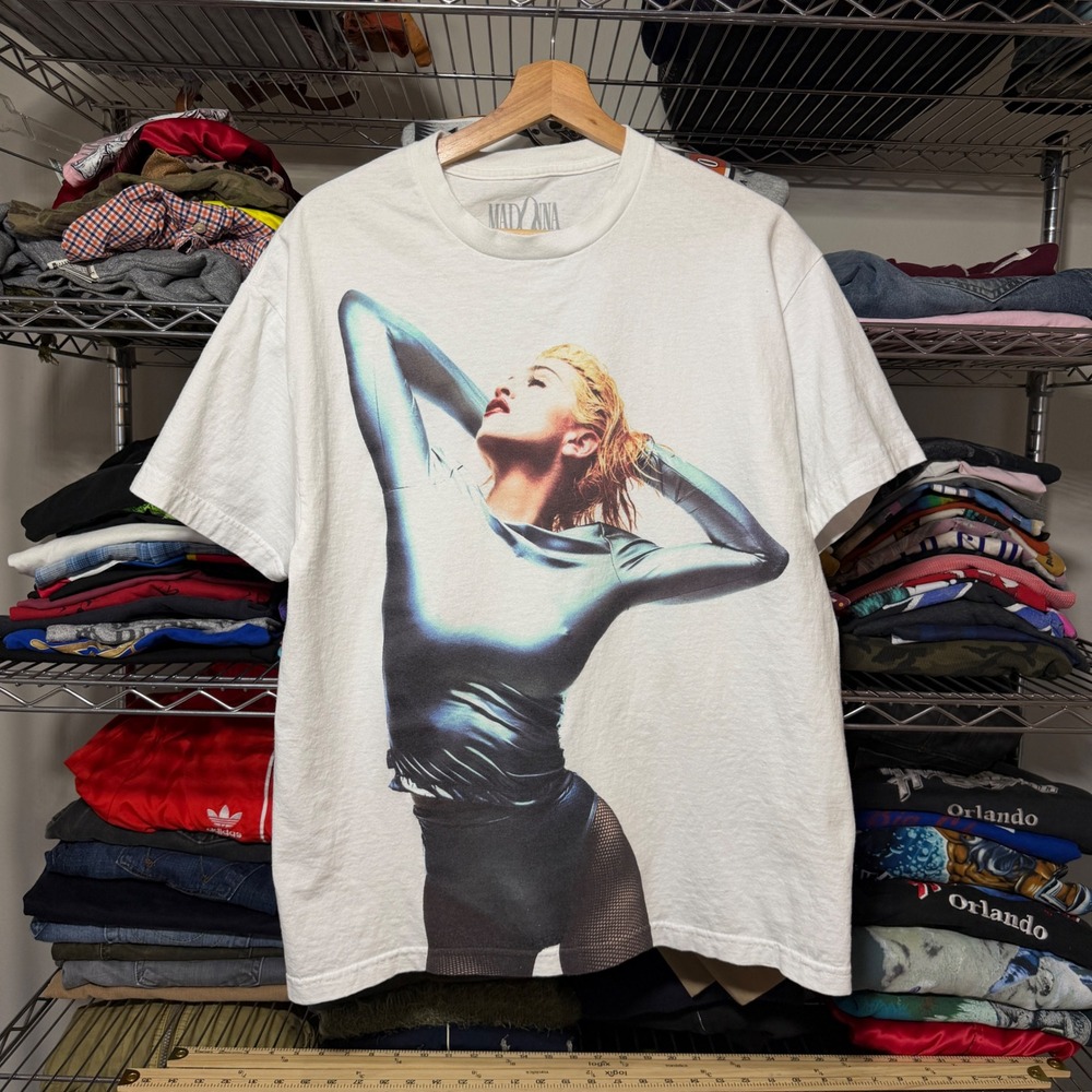 Madonna Celebration Tour Absolutely No Regrets T-Shirt Men's L White Concert Tee